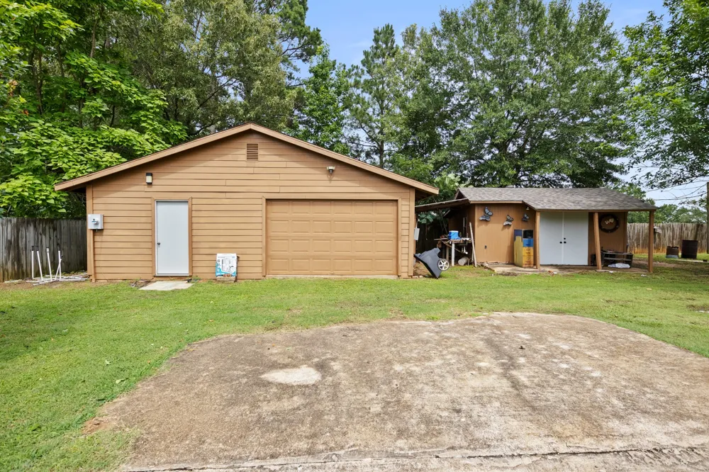 404 Joyner Avenue Omaha, TX 75571