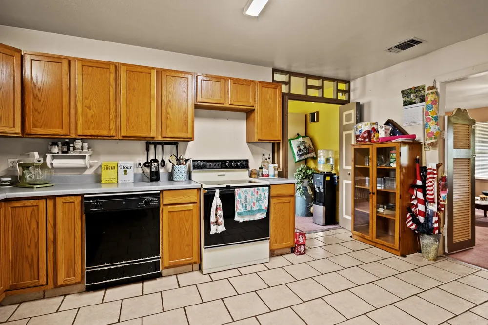 404 Joyner Avenue Omaha, TX 75571