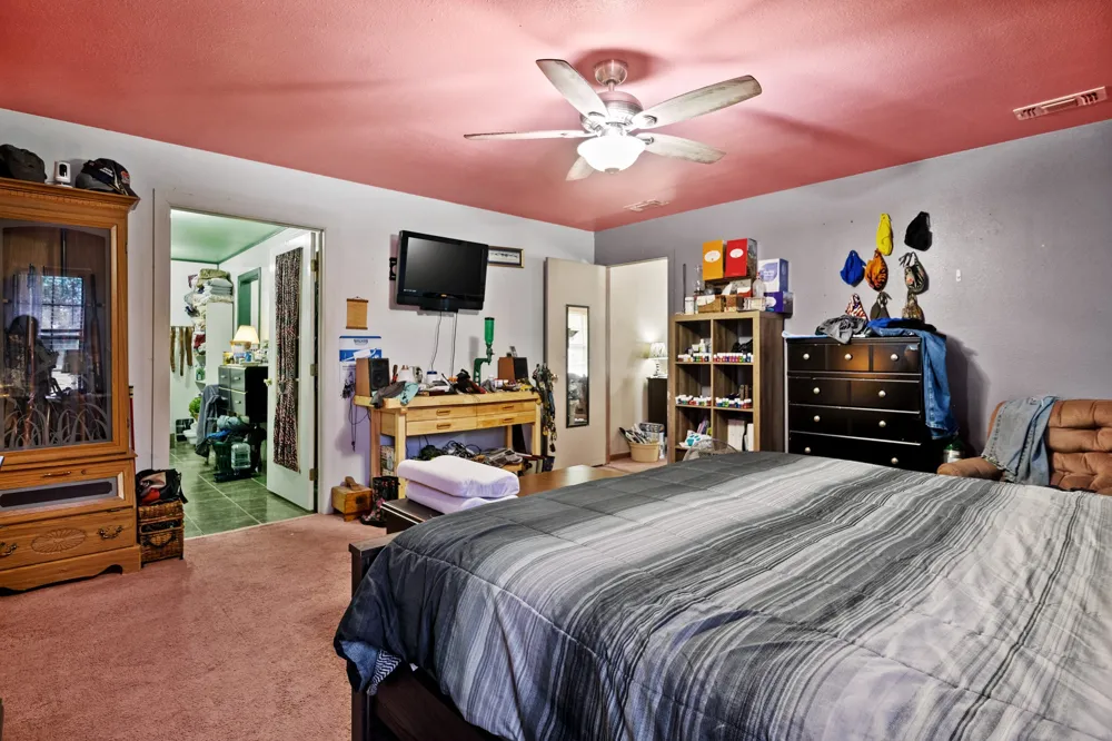 404 Joyner Avenue Omaha, TX 75571
