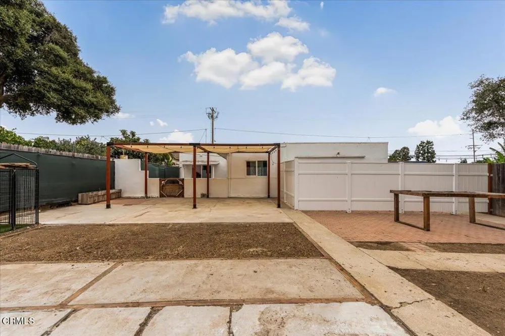 1155 Richmond Road Santa Paula, CA 93060