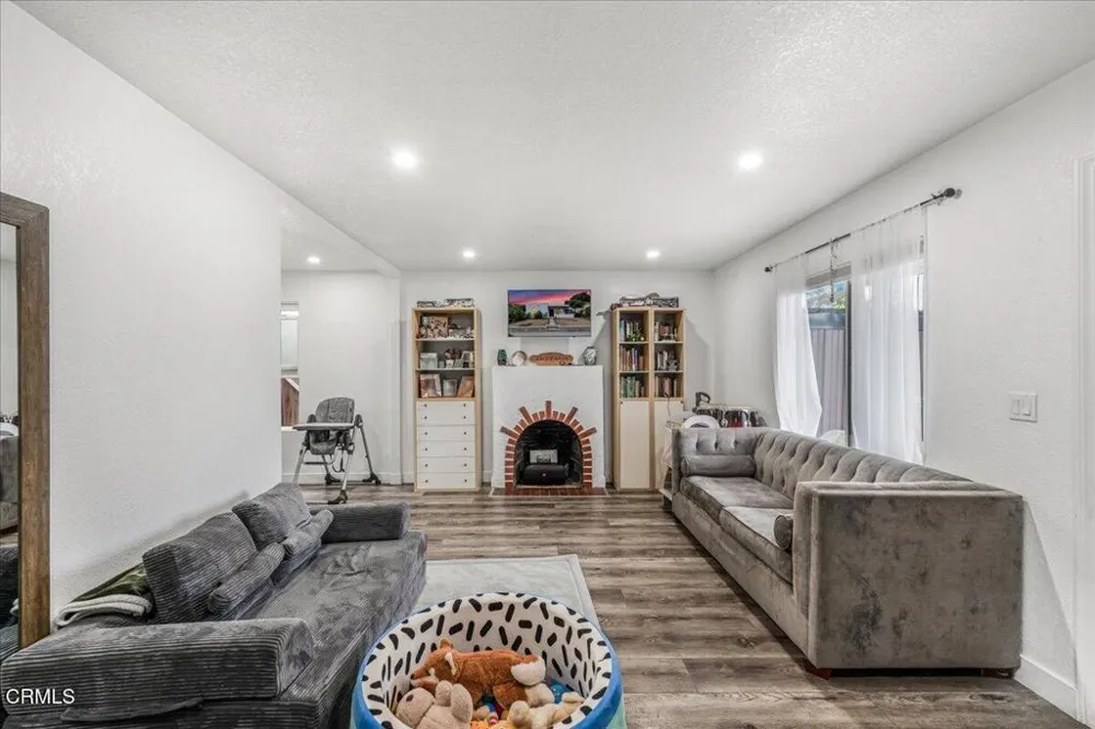 1155 Richmond Road Santa Paula, CA 93060