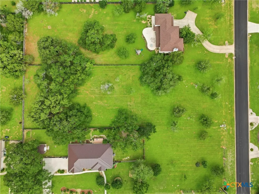 1121 Stagecoach Trail San Marcos, TX 78666