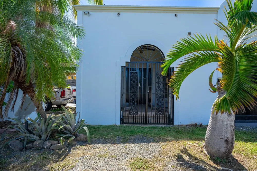 225 SANTA ISIDRA L CALLE B Fajardo, PR 00738