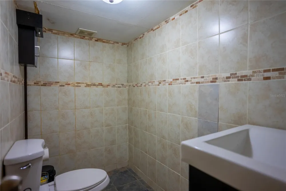 225 SANTA ISIDRA L CALLE B Fajardo, PR 00738