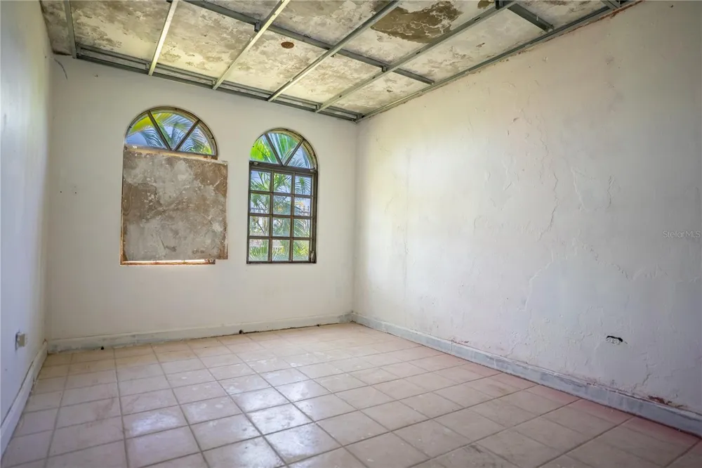 225 SANTA ISIDRA L CALLE B Fajardo, PR 00738