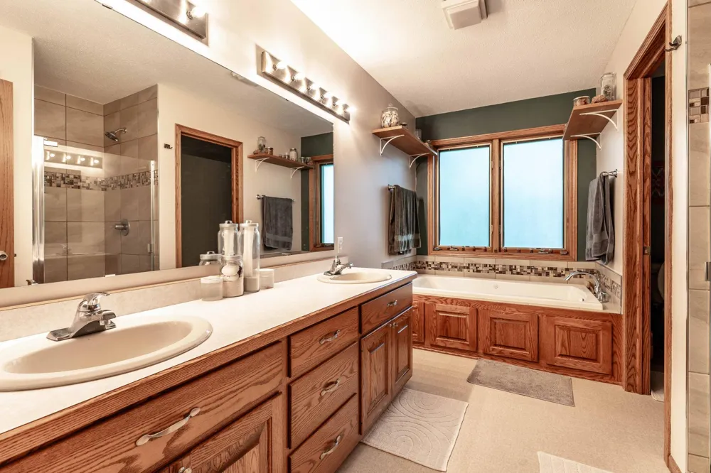 1098 Westside Drive Fergus Falls, MN 56537