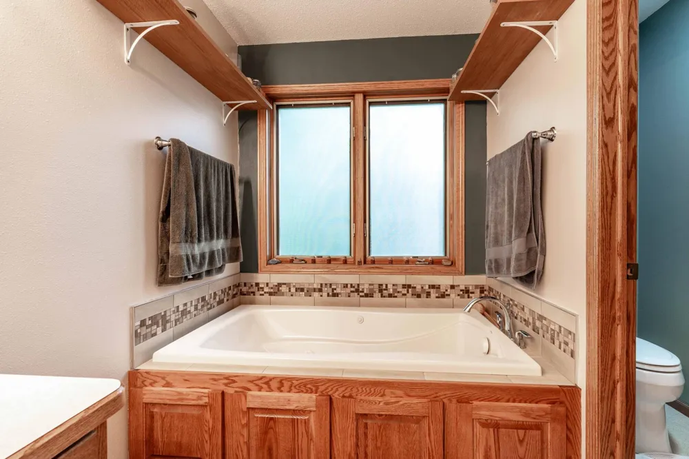 1098 Westside Drive Fergus Falls, MN 56537