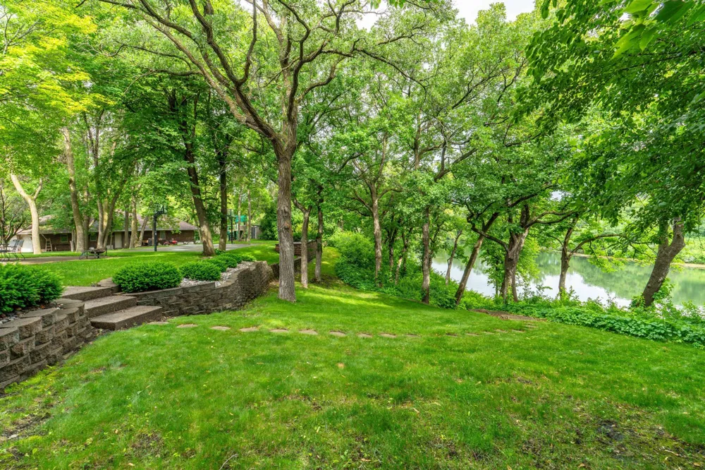 1098 Westside Drive Fergus Falls, MN 56537