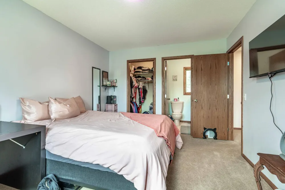 1098 Westside Drive Fergus Falls, MN 56537