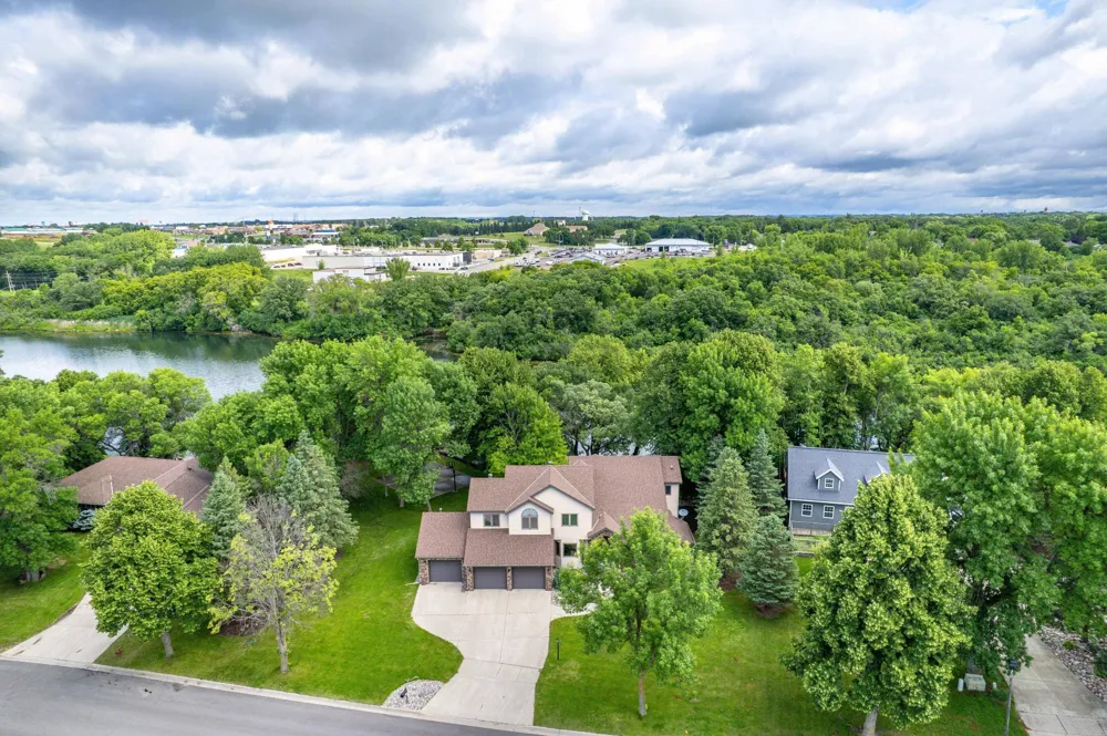 1098 Westside Drive Fergus Falls, MN 56537