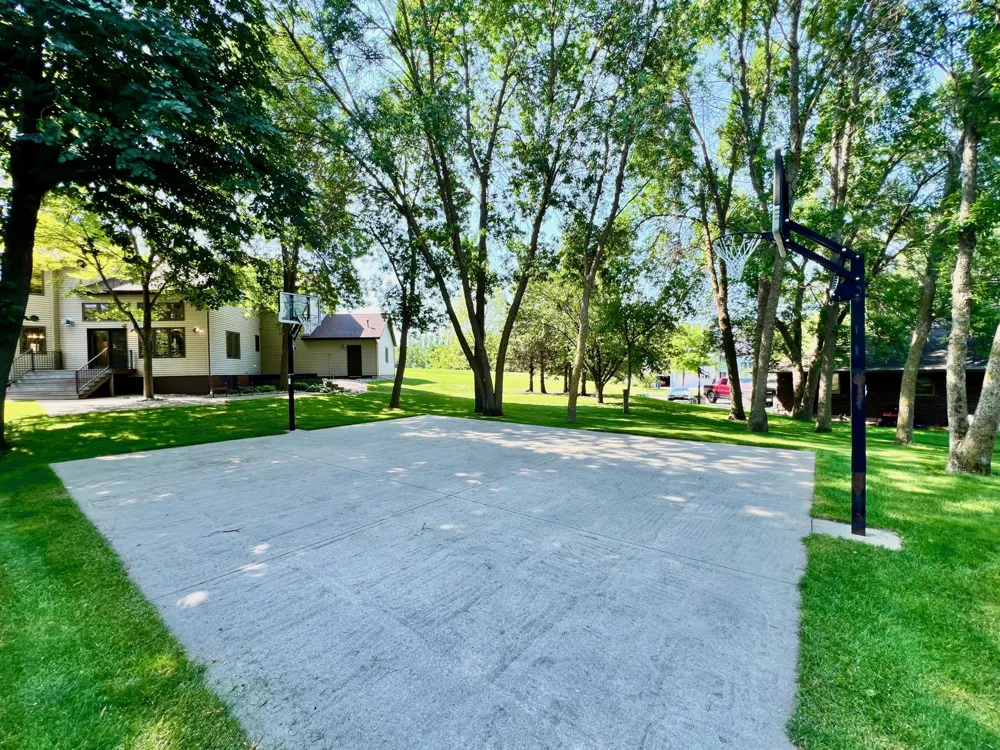 1098 Westside Drive Fergus Falls, MN 56537