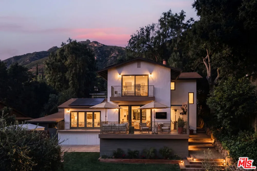 685 Wonder View Drive Calabasas, CA 91302