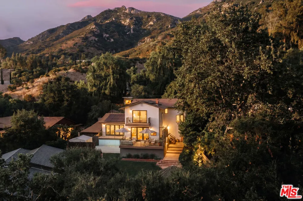 685 Wonder View Drive Calabasas, CA 91302