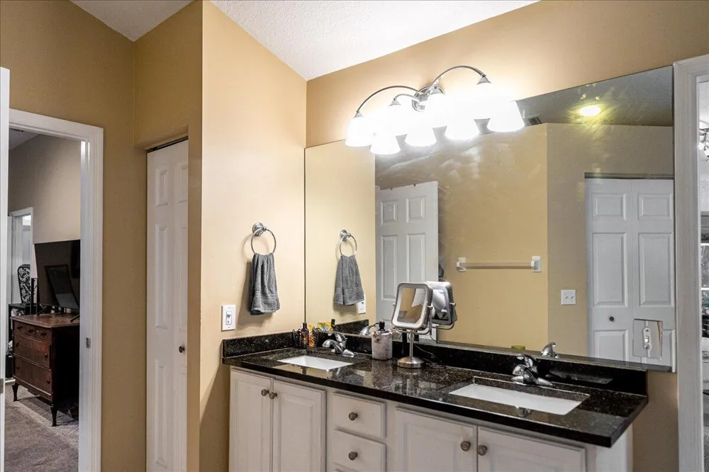 109 39th Drive Vero Beach, FL 32968