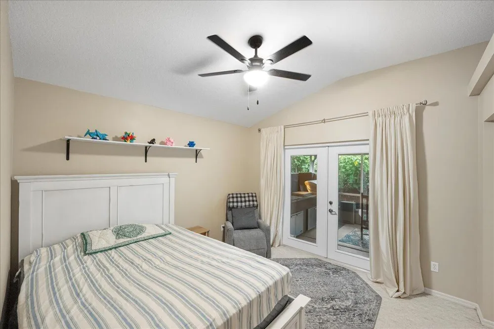 109 39th Drive Vero Beach, FL 32968
