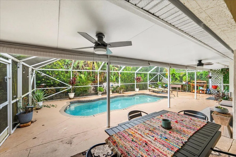 109 39th Drive Vero Beach, FL 32968