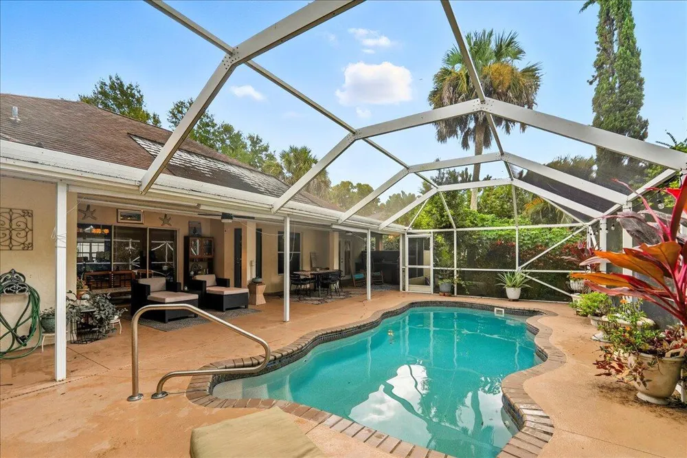 109 39th Drive Vero Beach, FL 32968