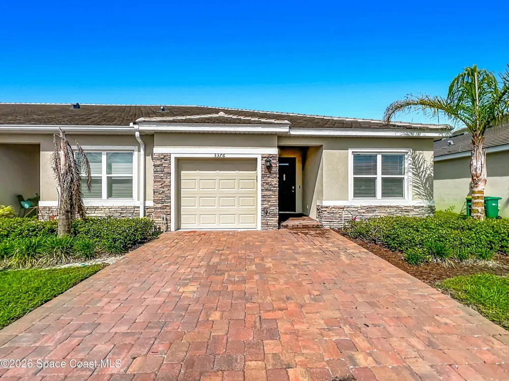 3376 Morrow Place Mims, FL 32754