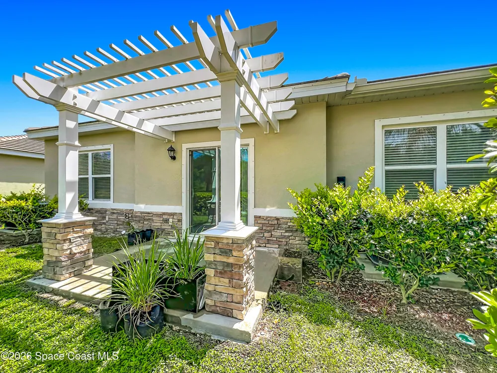 3376 Morrow Place Mims, FL 32754