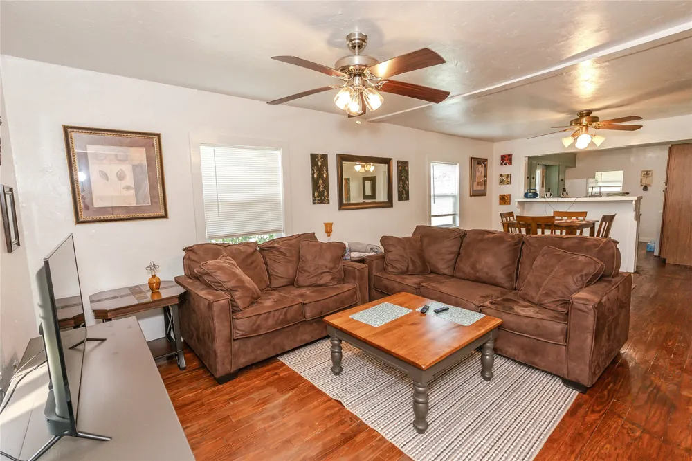 1306 Winn Road Bowie, TX 76230