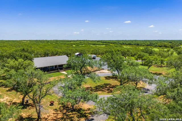 15599 E Highway 85 & Carnes Pearsall, TX 78061