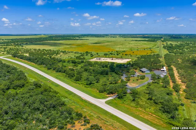 15599 E Highway 85 & Carnes Pearsall, TX 78061