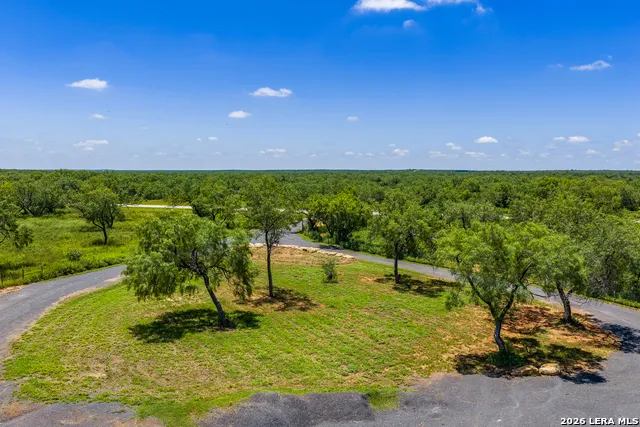 15599 E Highway 85 & Carnes Pearsall, TX 78061