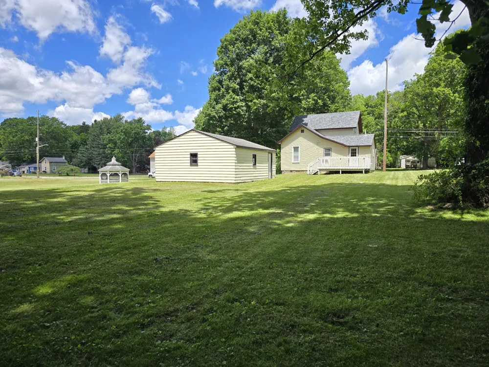 315 E Center Street Concord, MI 49237