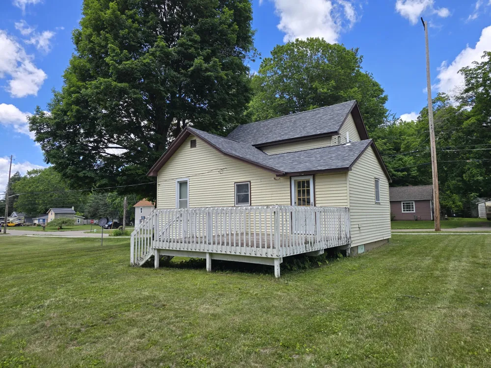 315 E Center Street Concord, MI 49237