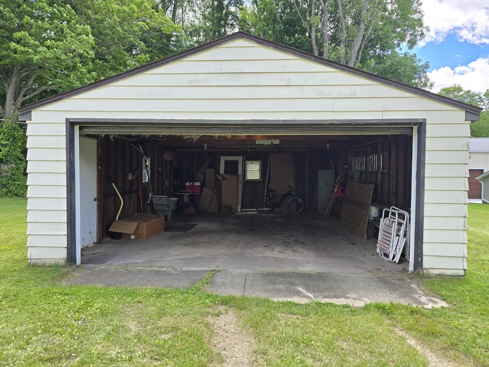 315 E Center Street Concord, MI 49237