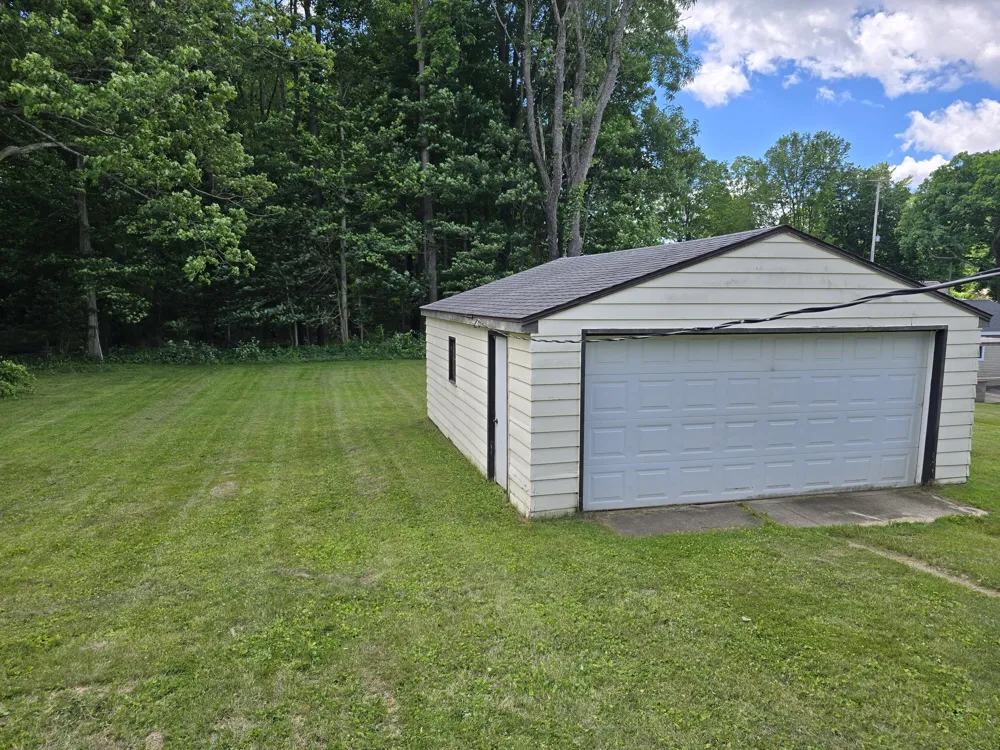 315 E Center Street Concord, MI 49237