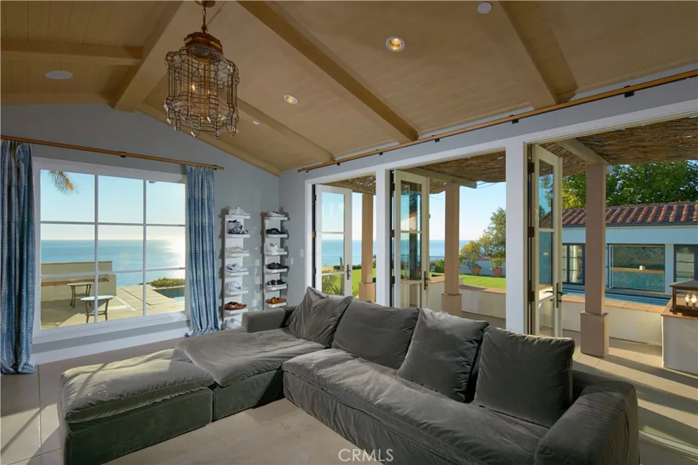 10 Shore Walk Newport Coast, CA 92657