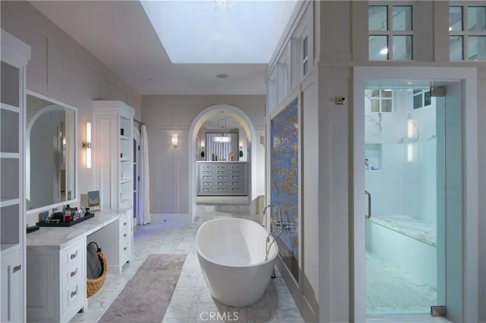 10 Shore Walk Newport Coast, CA 92657