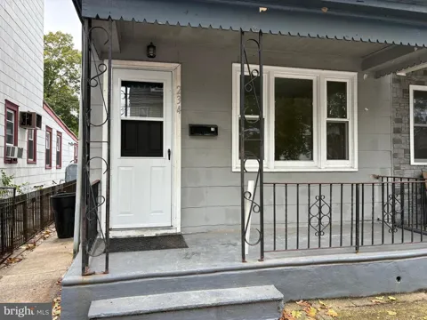 234 FRANKLIN STREET #1ST FLOOR