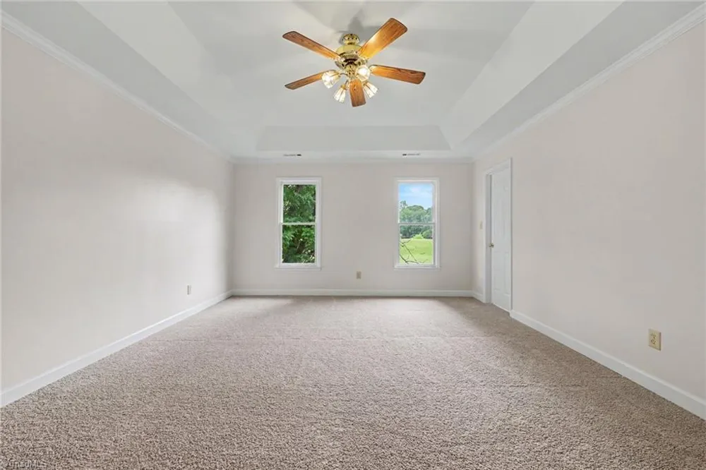 7060 Bridgewood Road Clemmons, NC 27012