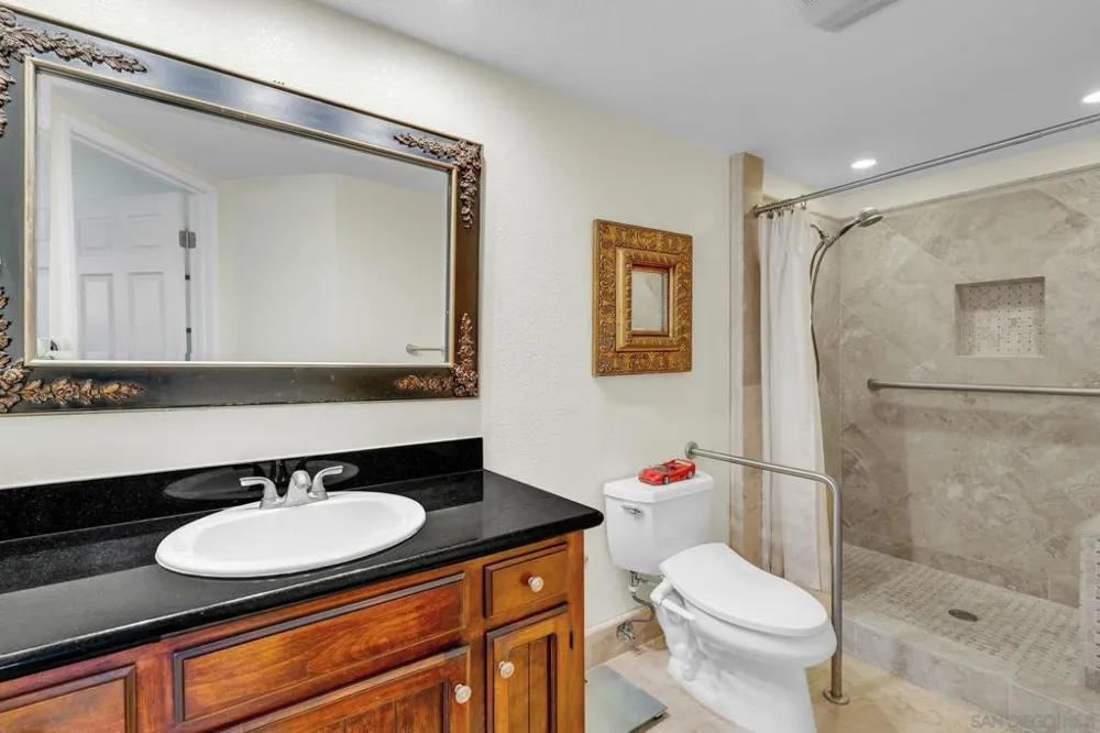 255 Daisy Ave Imperial Beach, CA 91932