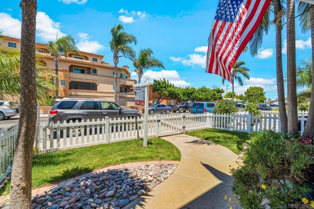 255 Daisy Ave Imperial Beach, CA 91932