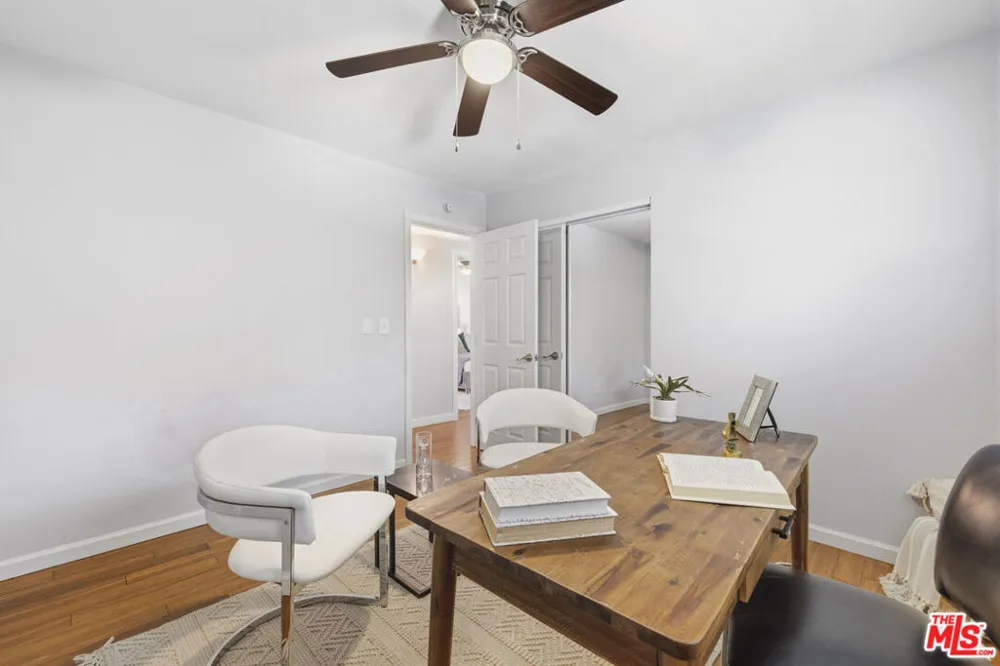 10430 Owensmouth Avenue Chatsworth, CA 91311