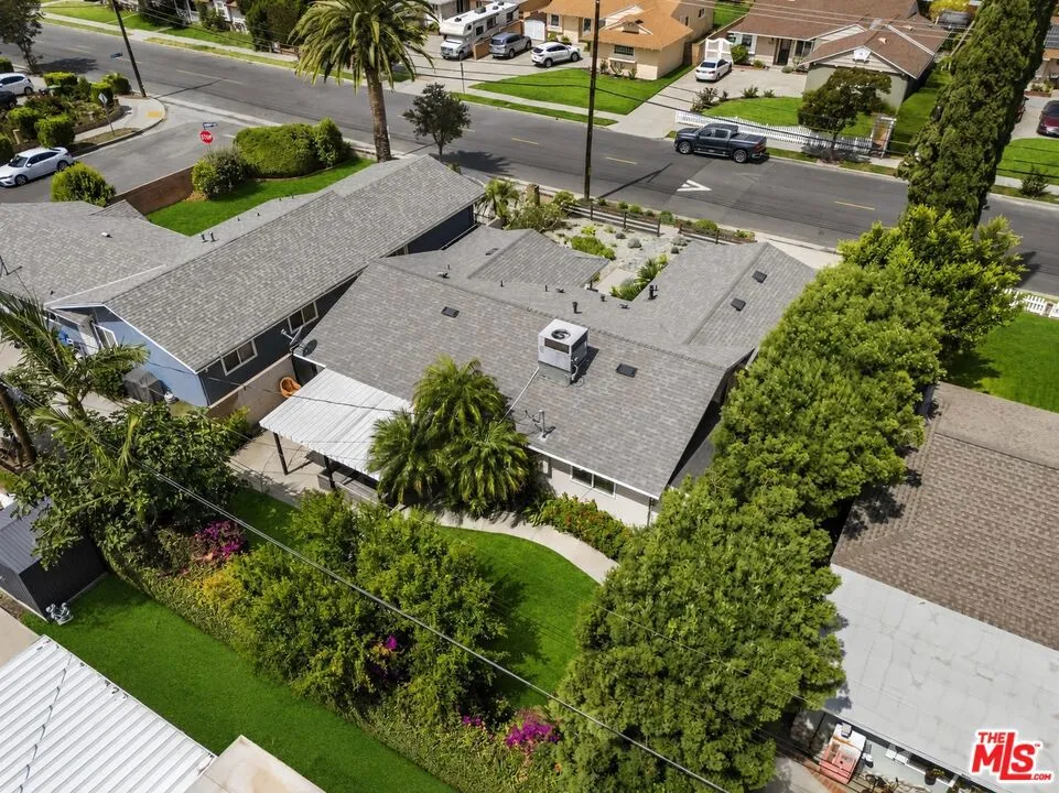 10430 Owensmouth Avenue Chatsworth, CA 91311