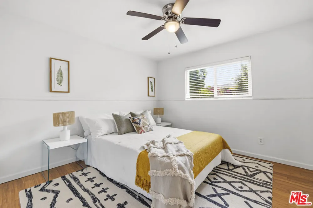 10430 Owensmouth Avenue Chatsworth, CA 91311