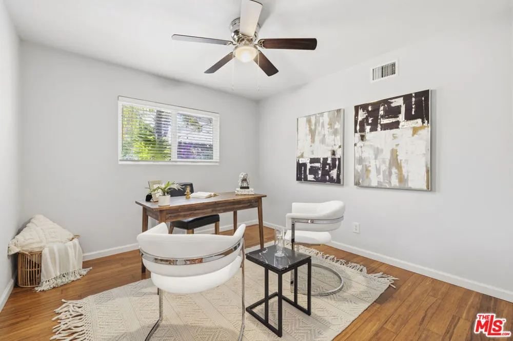10430 Owensmouth Avenue Chatsworth, CA 91311