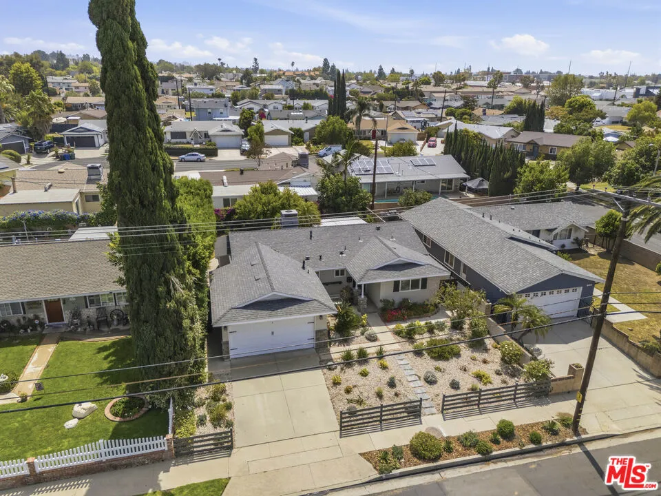 10430 Owensmouth Avenue Chatsworth, CA 91311