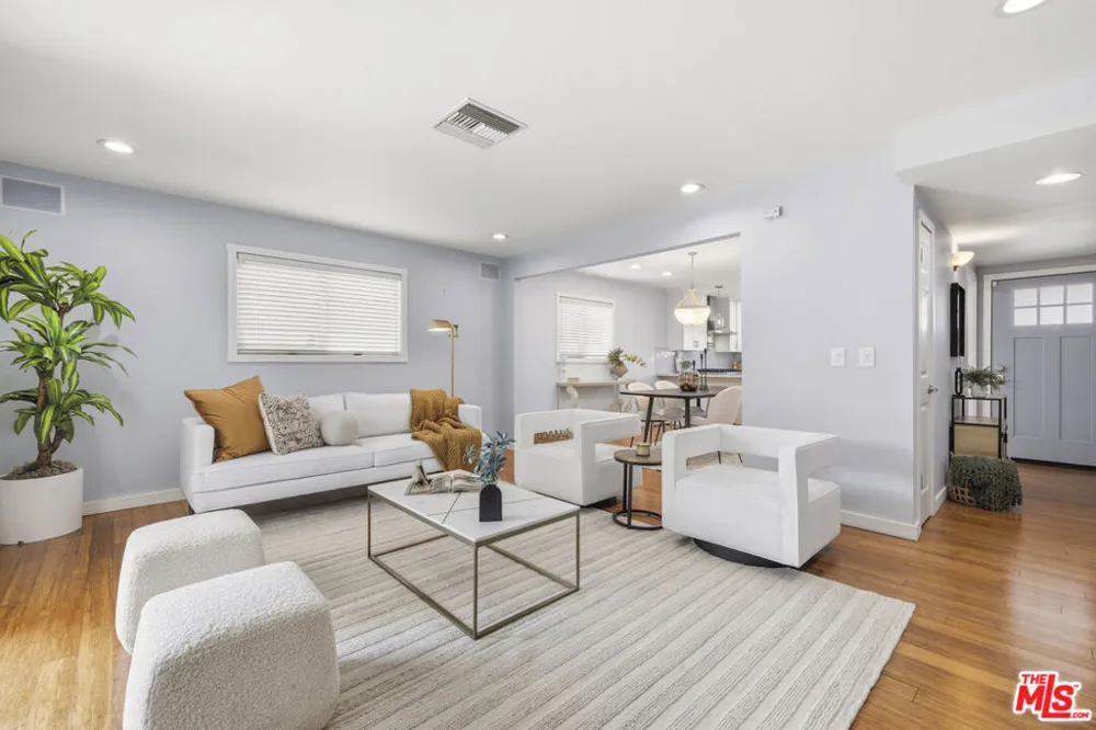 10430 Owensmouth Avenue Chatsworth, CA 91311