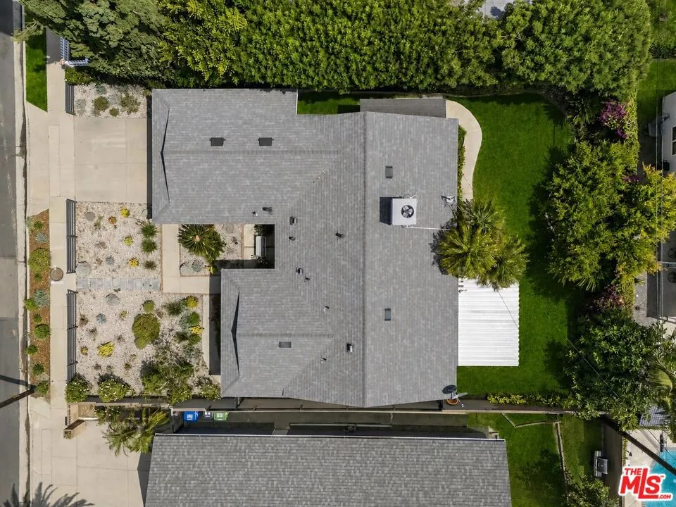 10430 Owensmouth Avenue Chatsworth, CA 91311