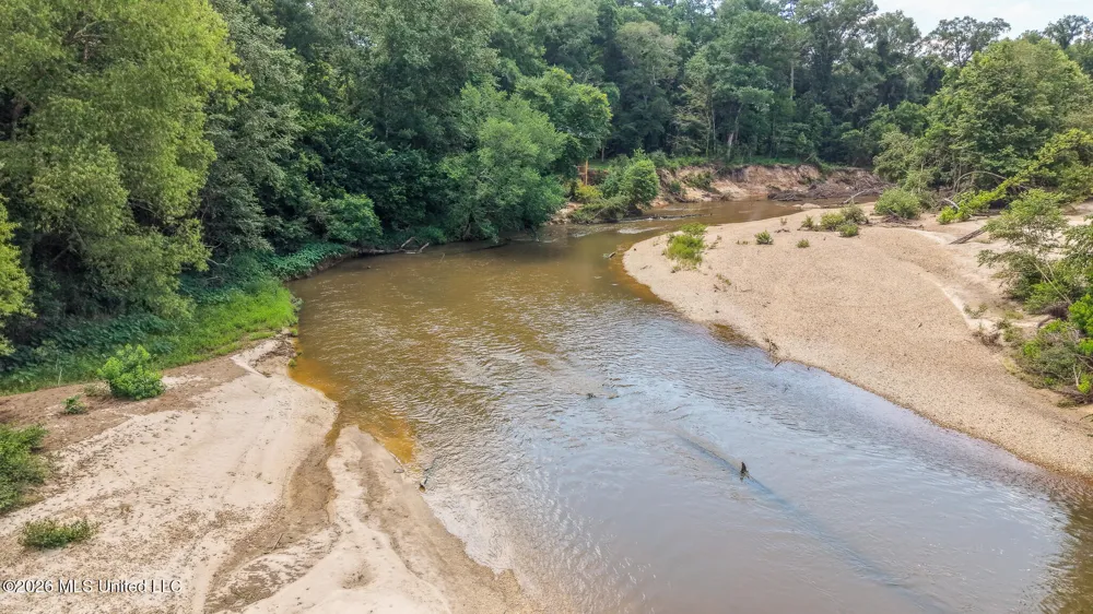 4091 Leatherwood Road Tylertown, MS 39667