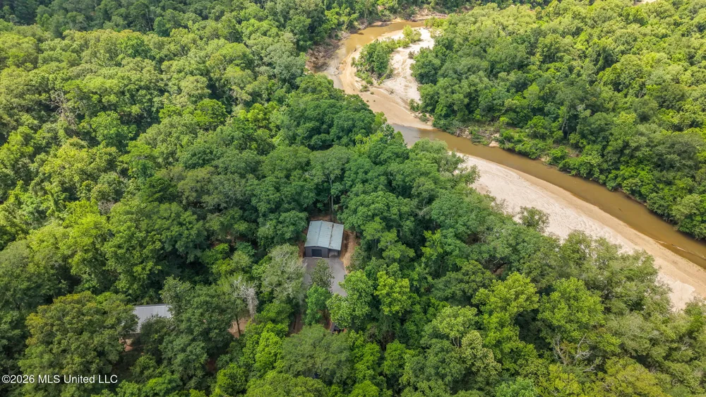4091 Leatherwood Road Tylertown, MS 39667