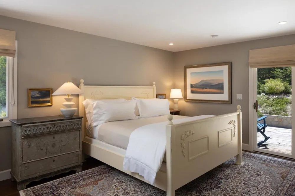 25 Miramonte Road Carmel Valley, CA 93924