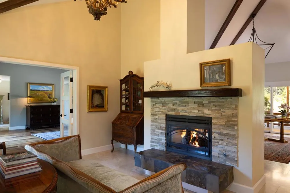 25 Miramonte Road Carmel Valley, CA 93924