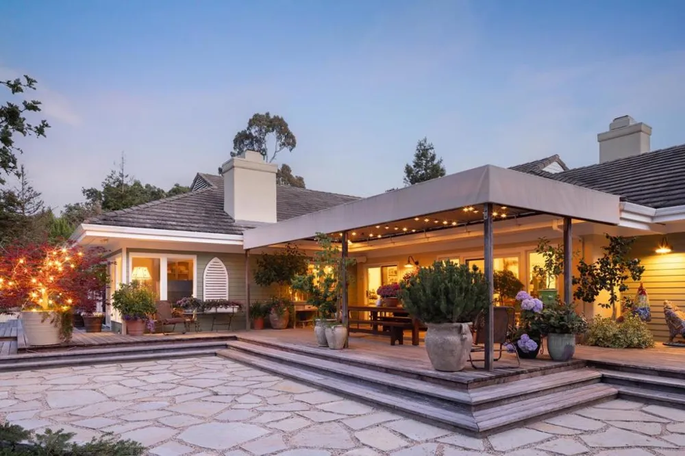 25 Miramonte Road Carmel Valley, CA 93924