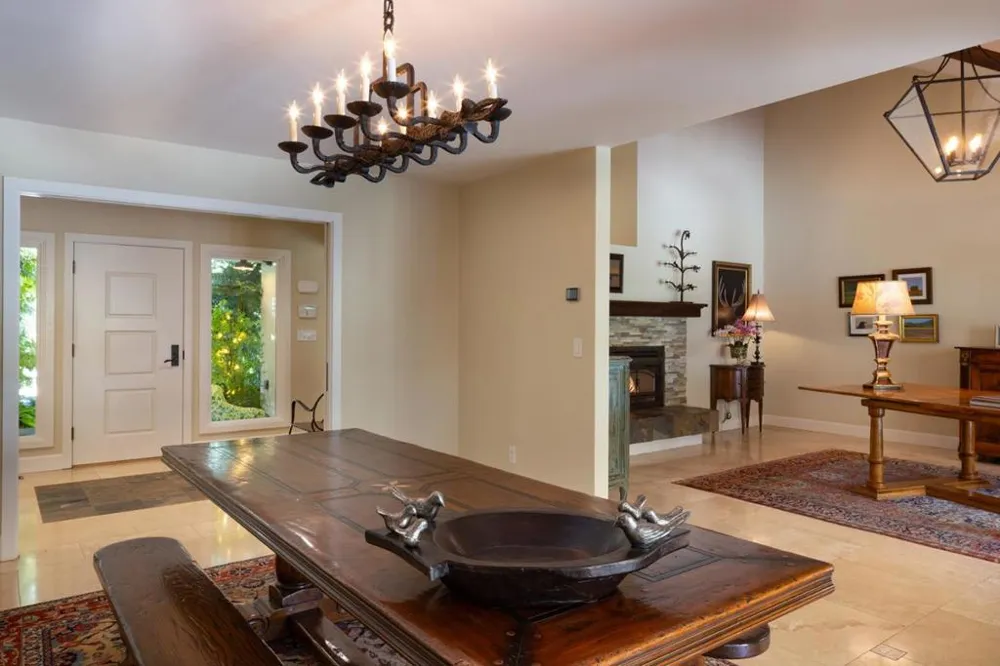 25 Miramonte Road Carmel Valley, CA 93924